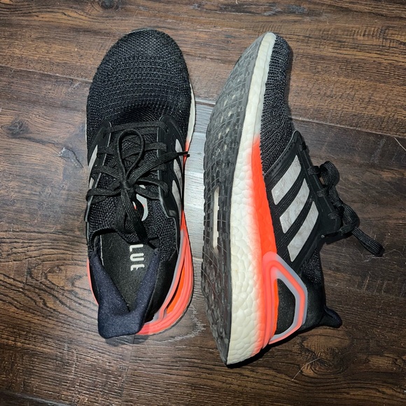 Adidas ultraboost - Picture 1 of 3